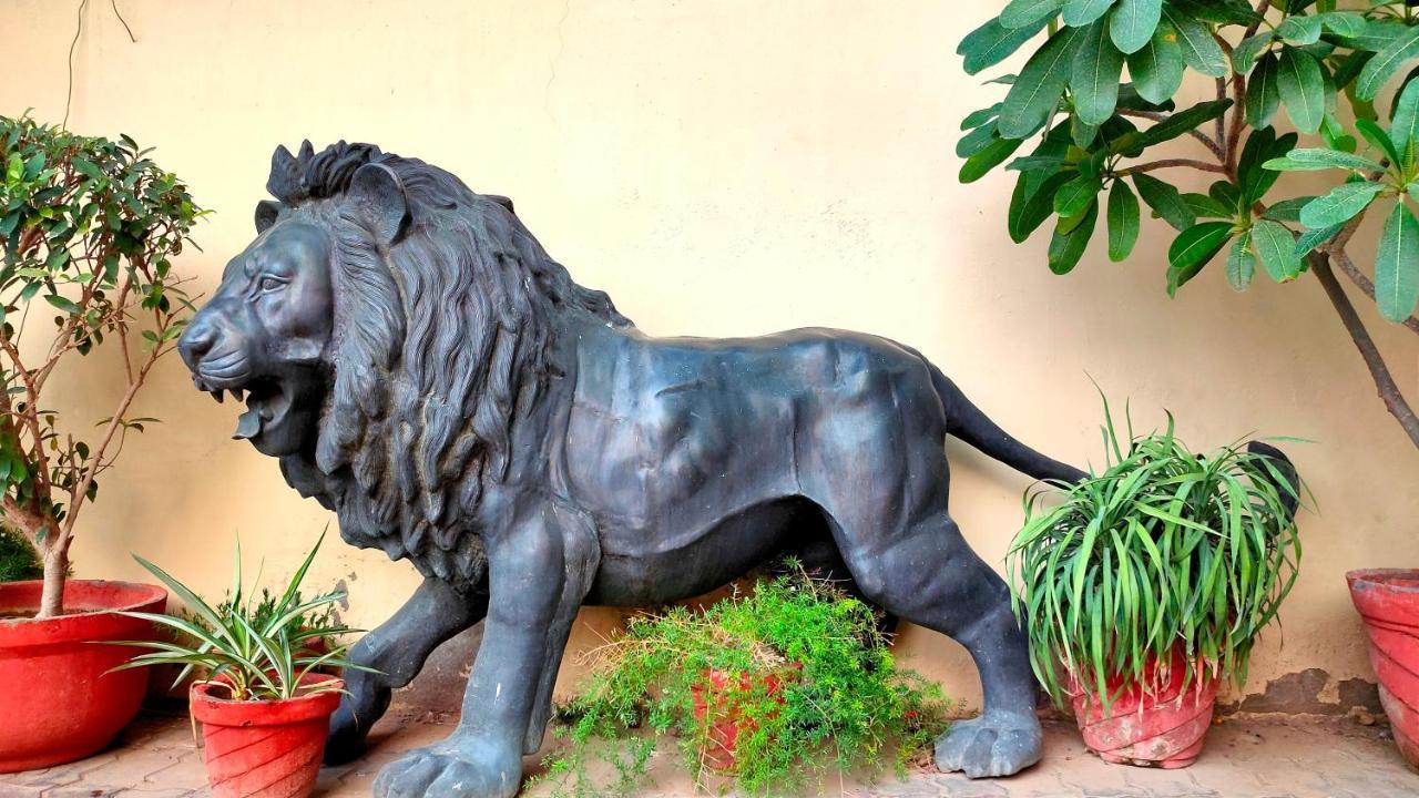 Hotel Karan Vilas Agra  Luaran gambar