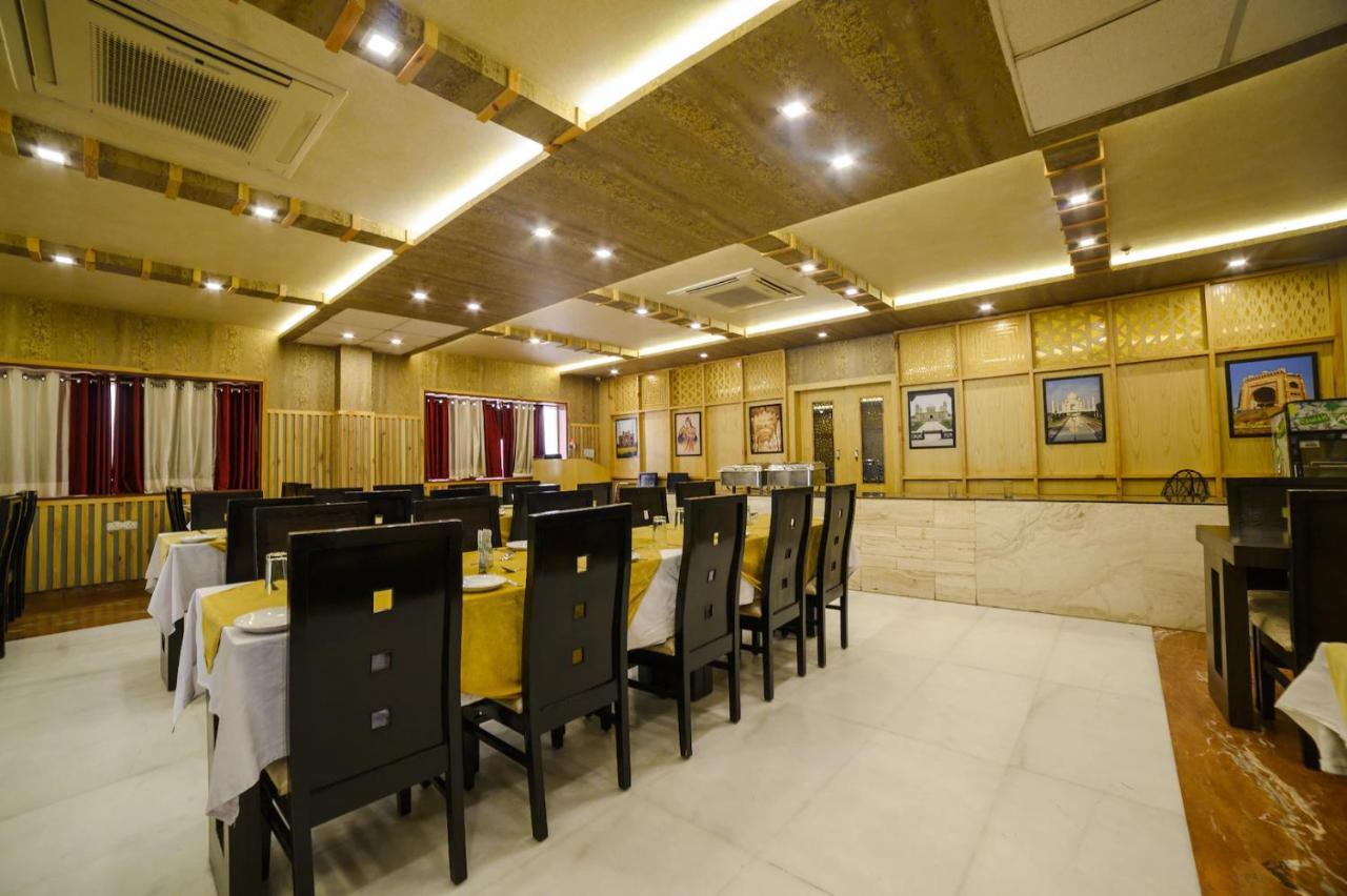 Hotel Karan Vilas Agra  Luaran gambar