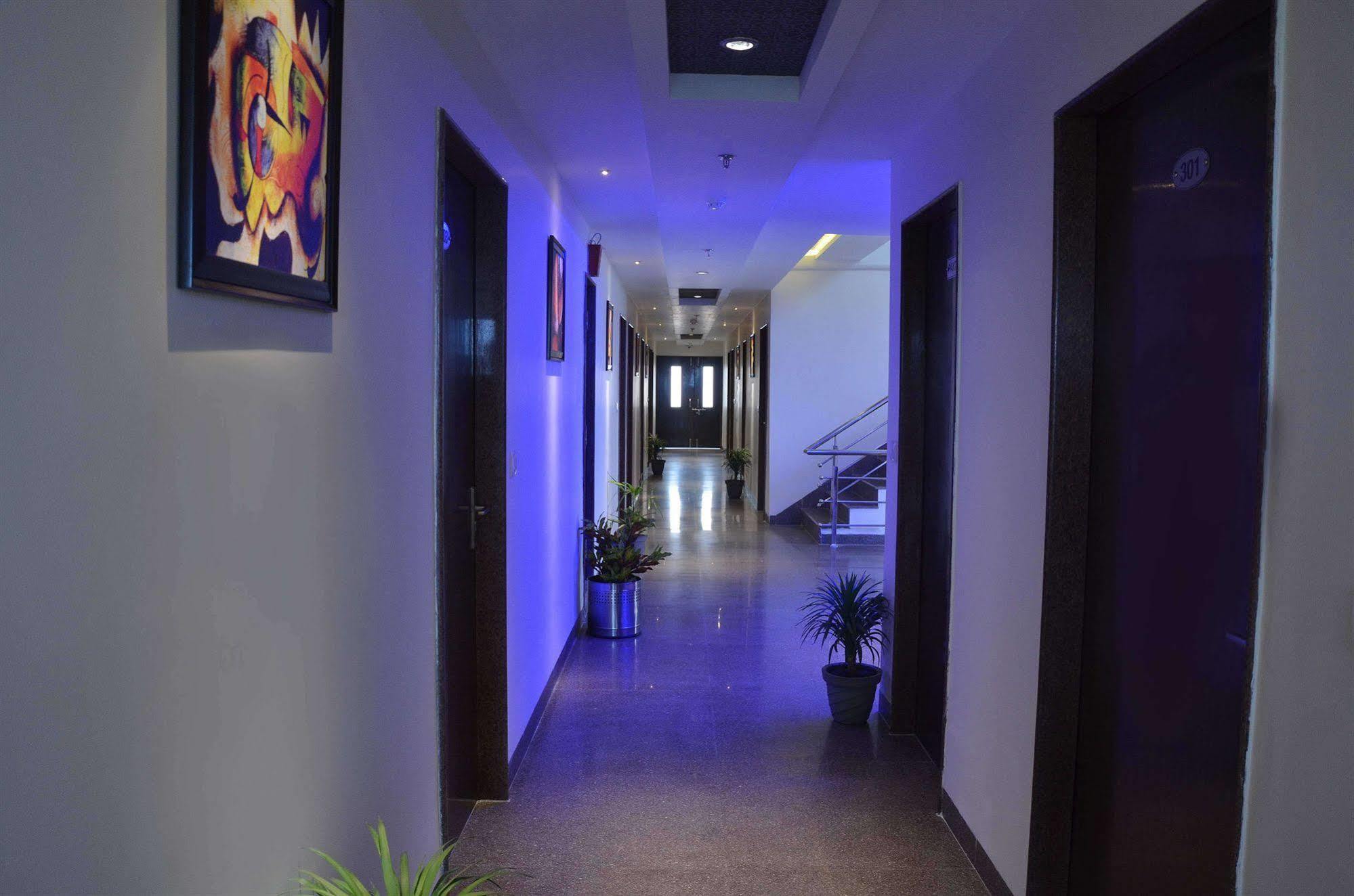 Hotel Karan Vilas Agra  Luaran gambar