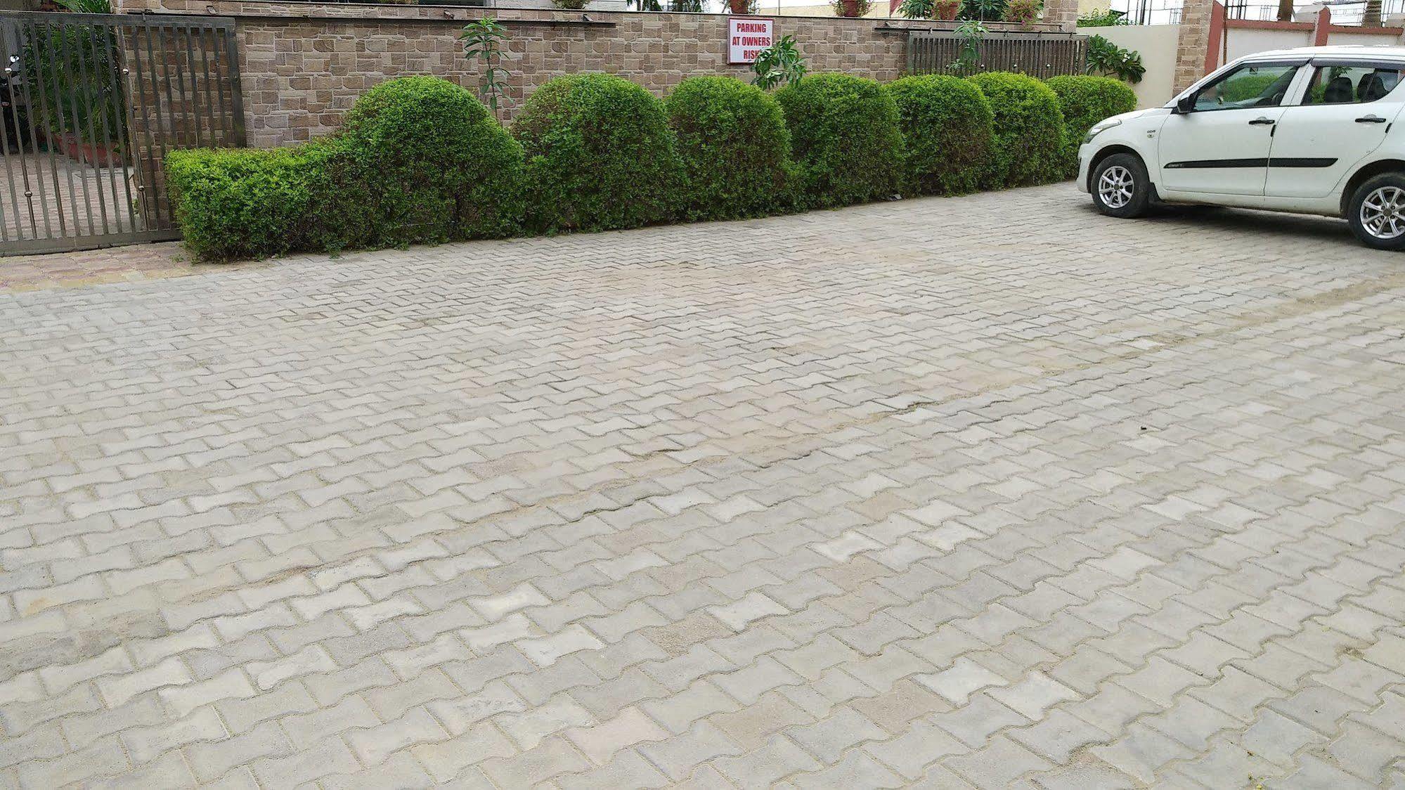 Hotel Karan Vilas Agra  Luaran gambar